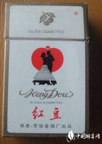 统一广场夜市摆地摊外烟